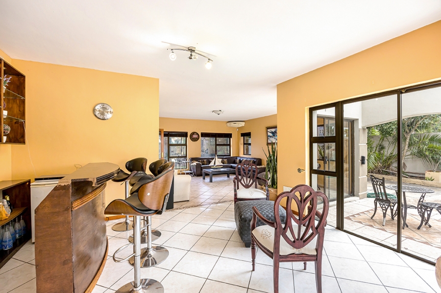 6 Bedroom Property for Sale in Sunset Beach Western Cape